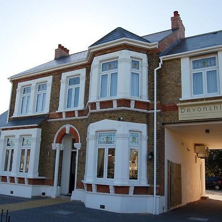 Devonshire Hotel Hornchurch ภายนอก รูปภาพ