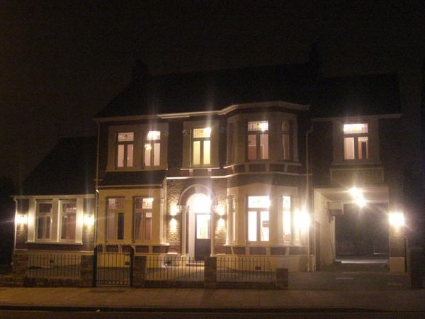 Devonshire Hotel Hornchurch ภายนอก รูปภาพ