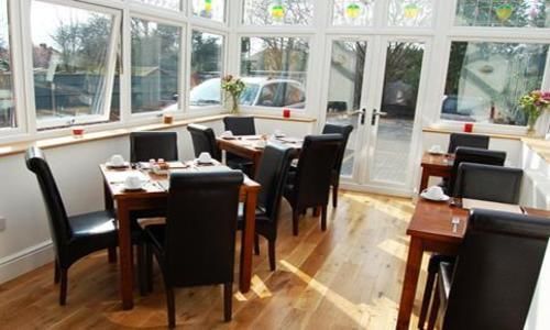 Devonshire Hotel Hornchurch ภายนอก รูปภาพ